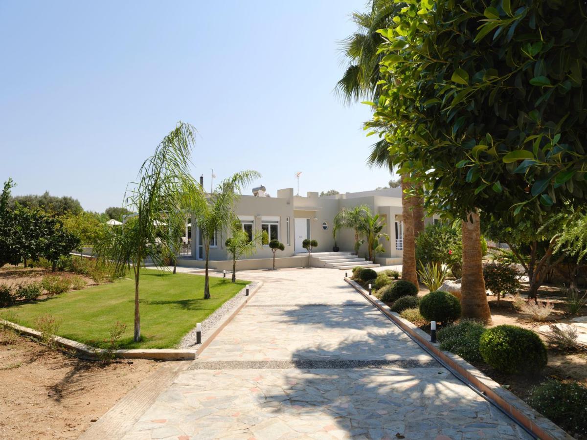 Villa Periklis Adelianos Kampos Exteriér fotografie