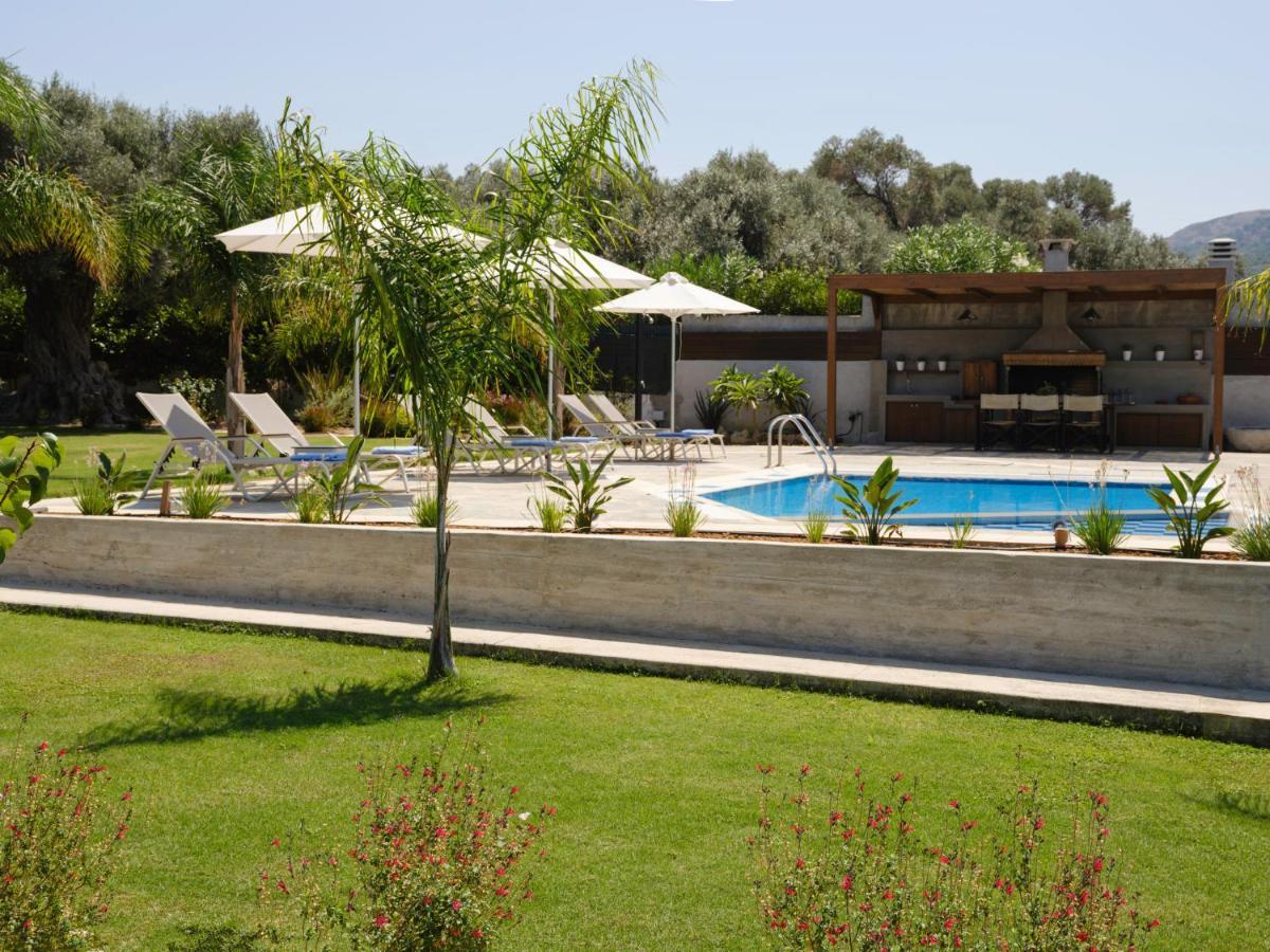 Villa Periklis Adelianos Kampos Exteriér fotografie