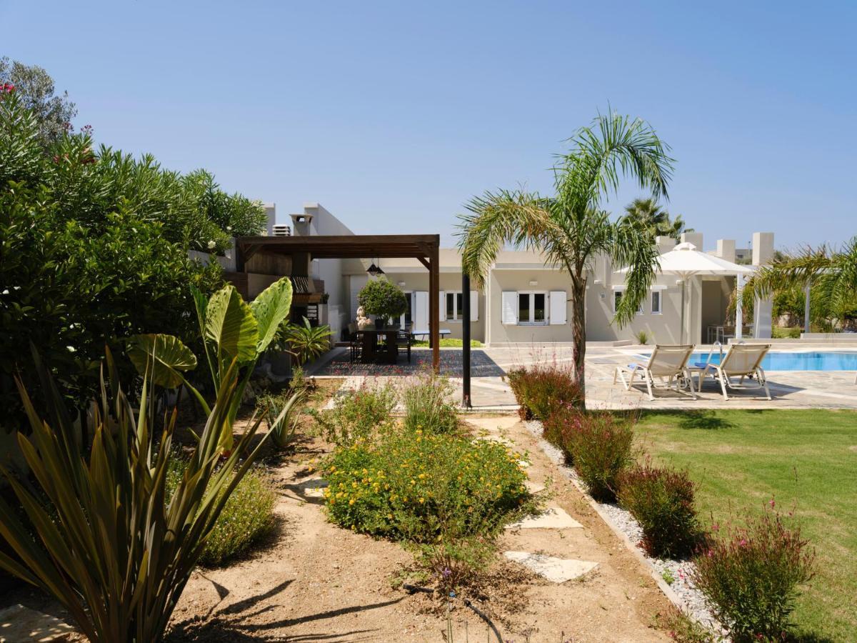 Villa Periklis Adelianos Kampos Exteriér fotografie